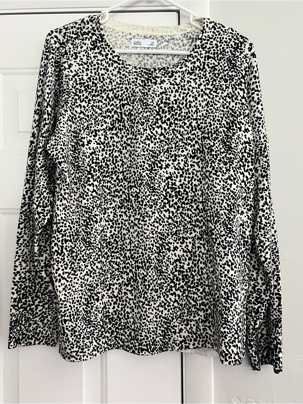 croft & barrow Black & White Leopard Print Long-Sleeve Sweater